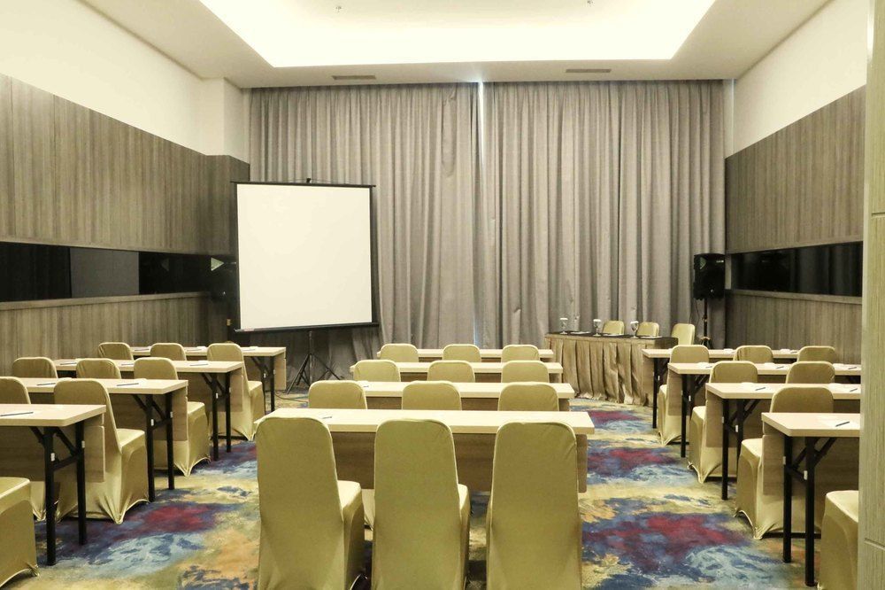 Luminor Hotel Pecenongan Jakarta By Wh Exterior photo