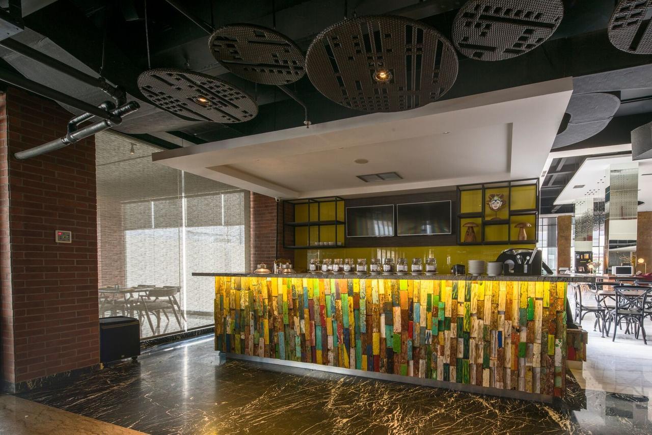Luminor Hotel Pecenongan Jakarta By Wh Exterior photo