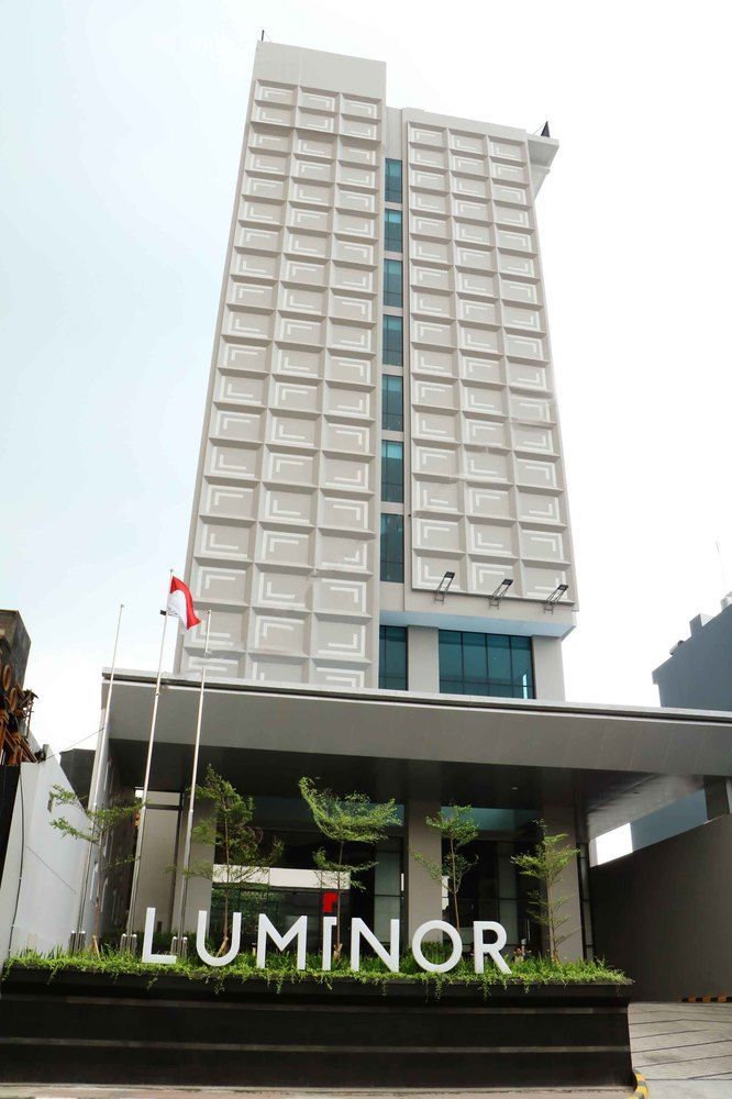 Luminor Hotel Pecenongan Jakarta By Wh Exterior photo